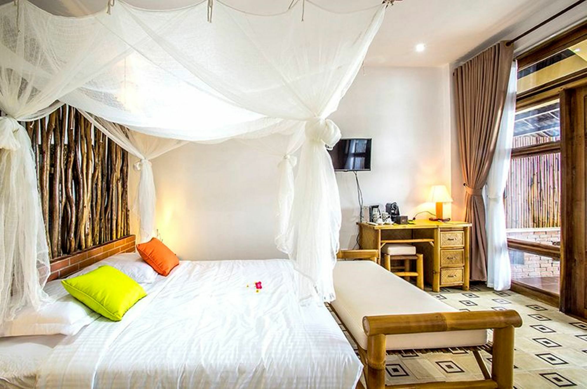 The Island Lodge Митхо Экстерьер фото