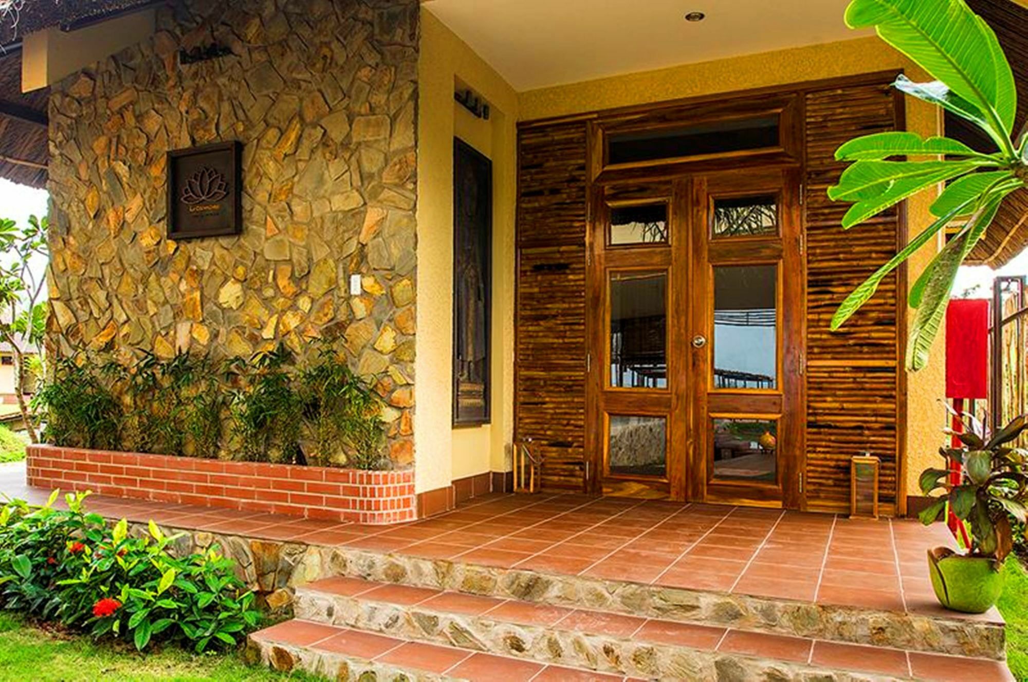The Island Lodge Митхо Экстерьер фото